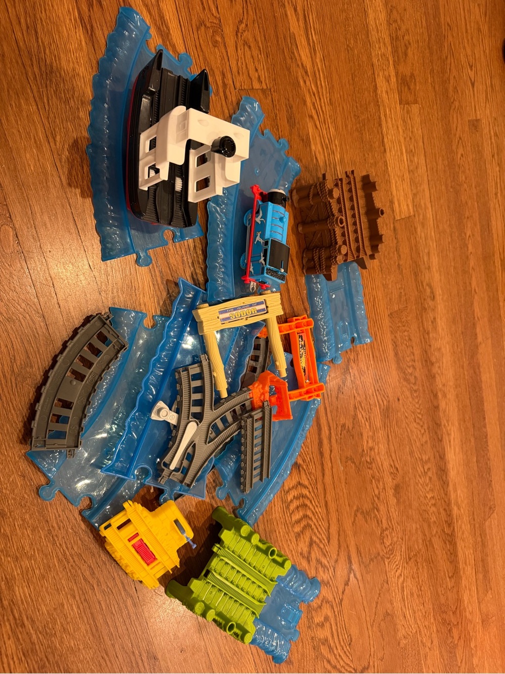 Thomas & Friends Blue Track Set with Yellow, Green, Orange, Brown Accessories